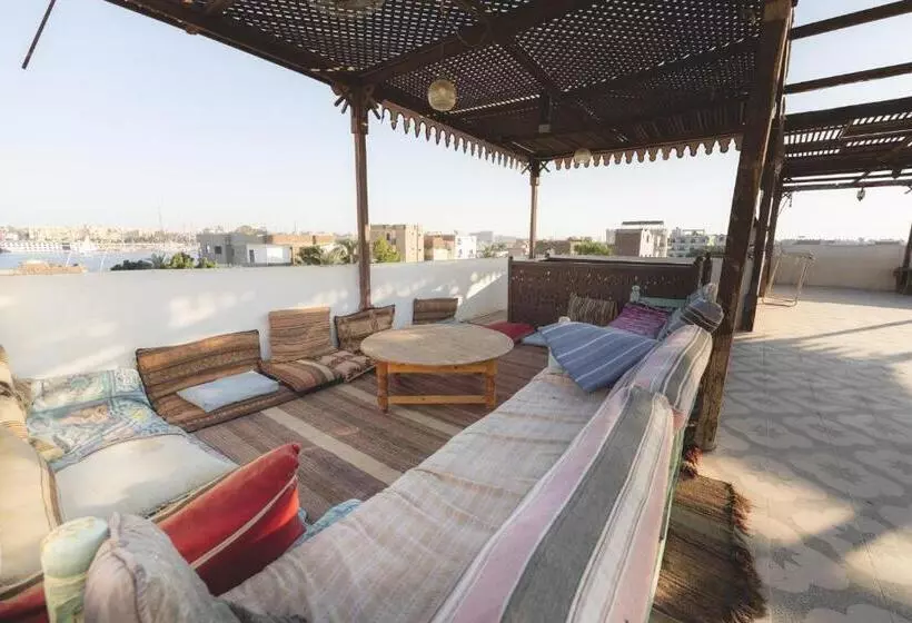 پانسیون Villa Nile House Luxor