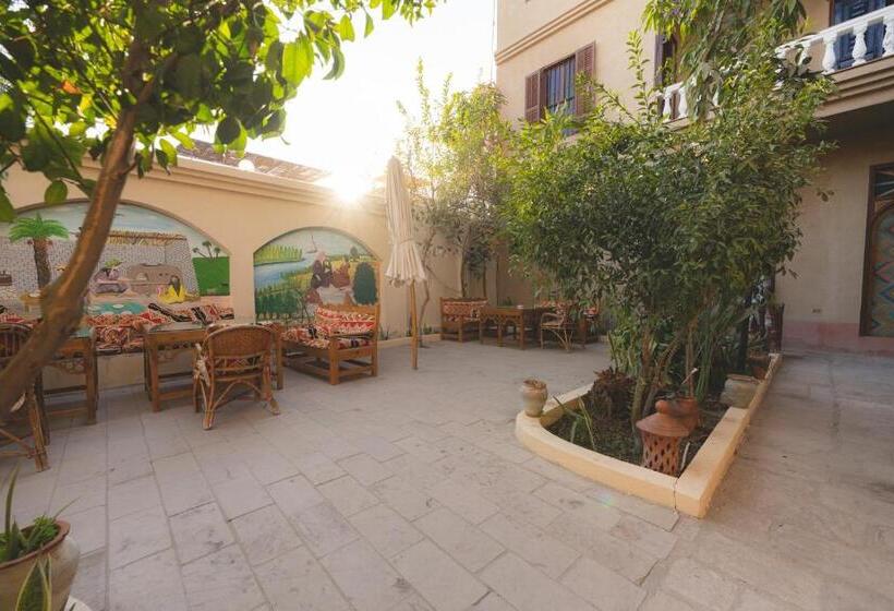 پانسیون Villa Nile House Luxor