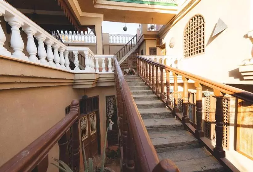 پانسیون Villa Nile House Luxor