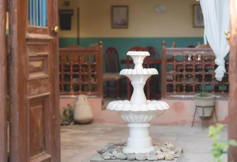 پانسیون Villa Nile House Luxor