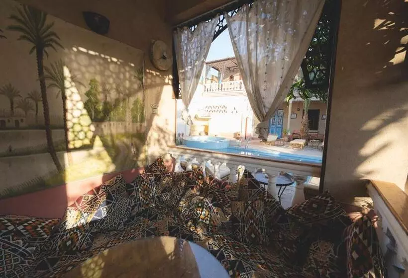 پانسیون Villa Nile House Luxor