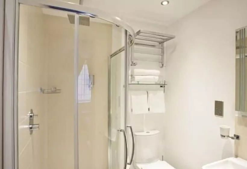 Bed and Breakfast Burton Stone Inn Free Parking On Site