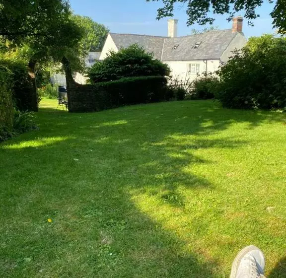 مبيت وإفطار Heathcote House