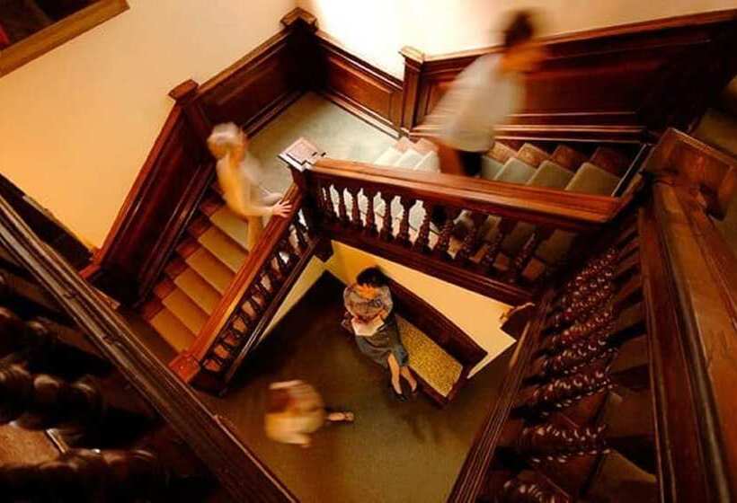 مبيت وإفطار Sarum College