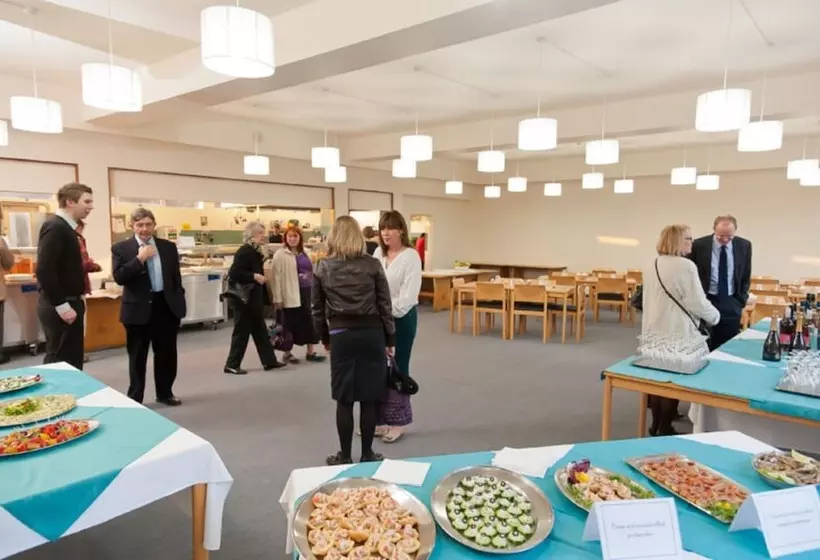 住宿加早餐 Sarum College