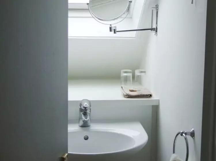 住宿加早餐 Sarum College