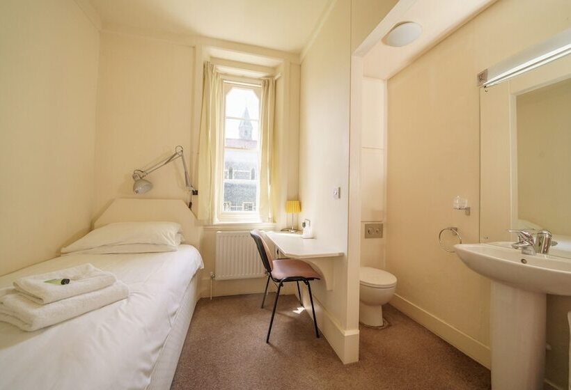 مبيت وإفطار Sarum College