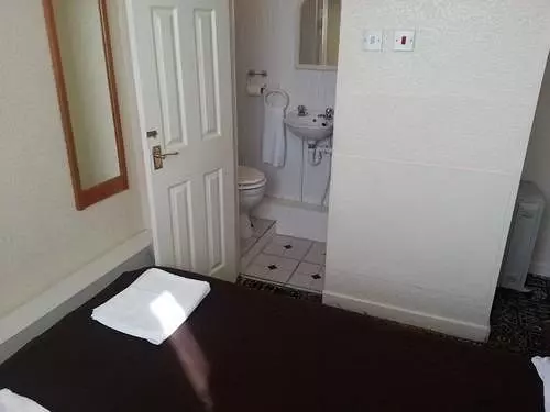 민박 The Wakefield House