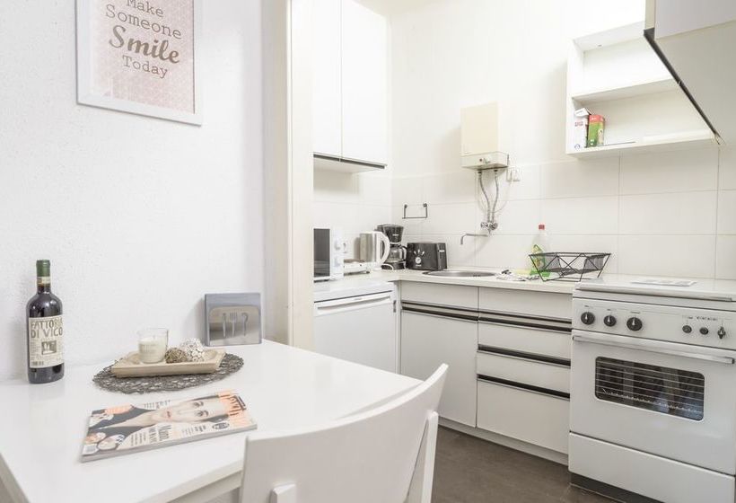 Kriehubergasse By Welcome2vienna