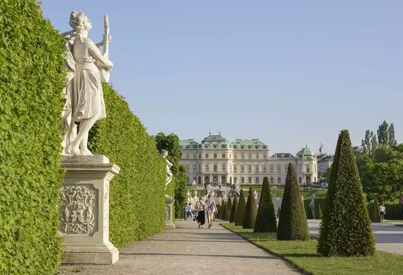 Kriehubergasse By Welcome2vienna