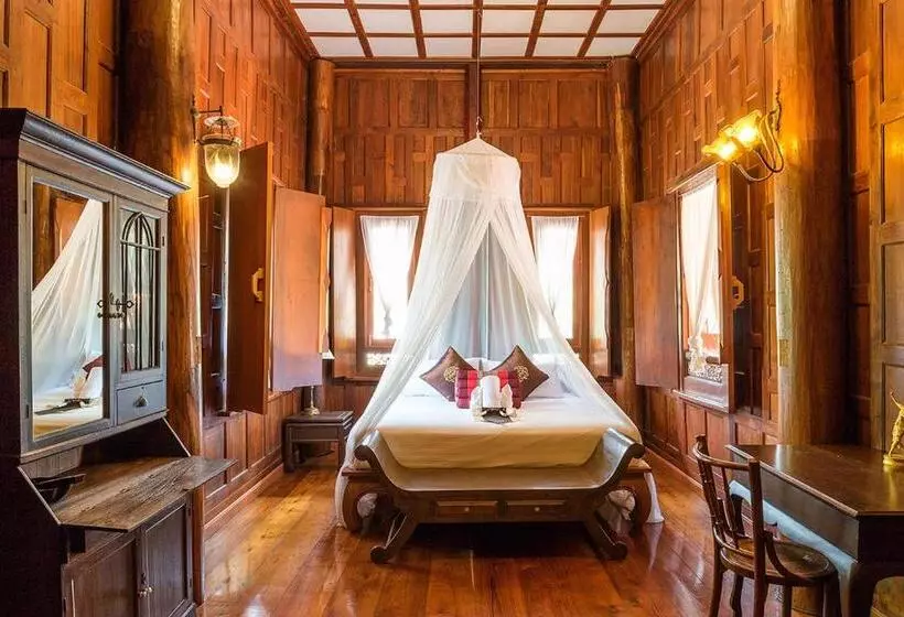 هتل Ayutthaya Retreat