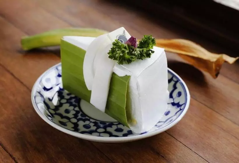 هتل Ayutthaya Retreat