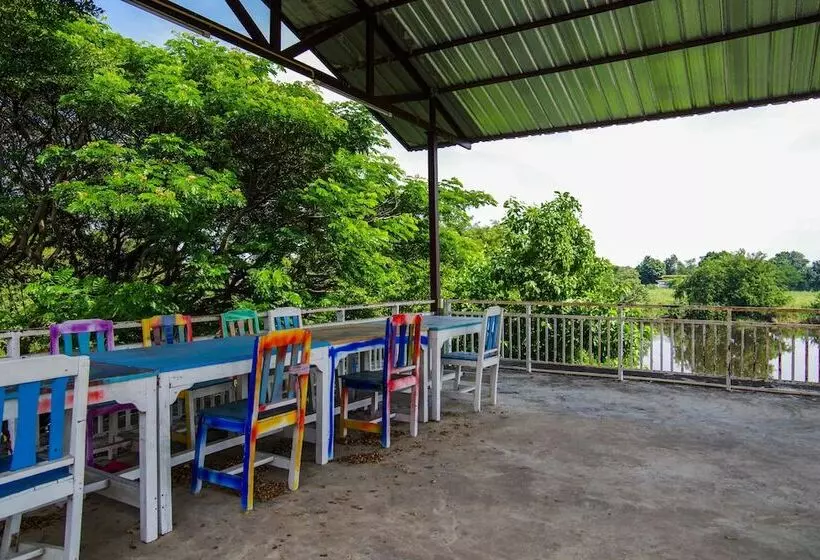 ホテル Ban Sabaidee