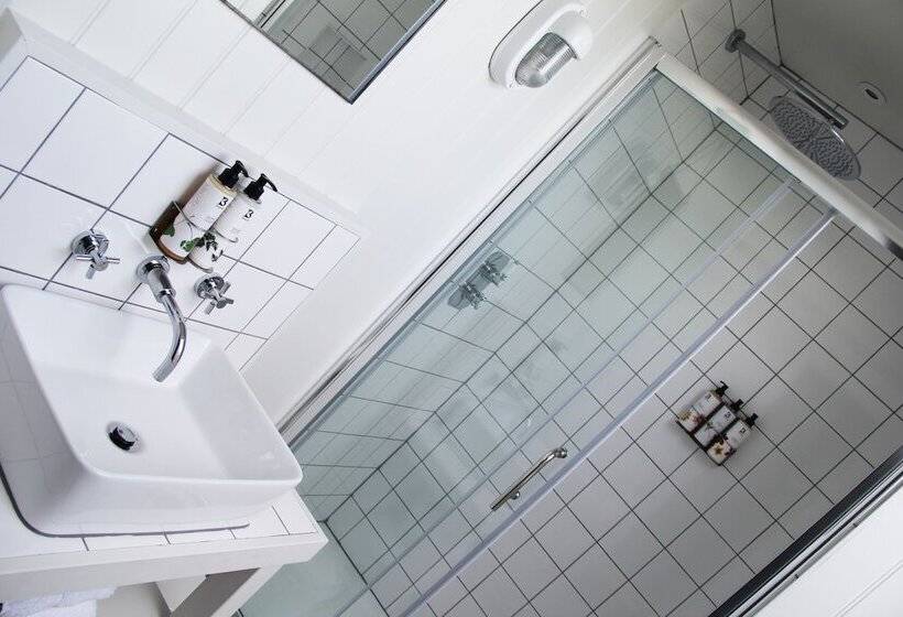 호텔 Bel And The Dragon Odiham