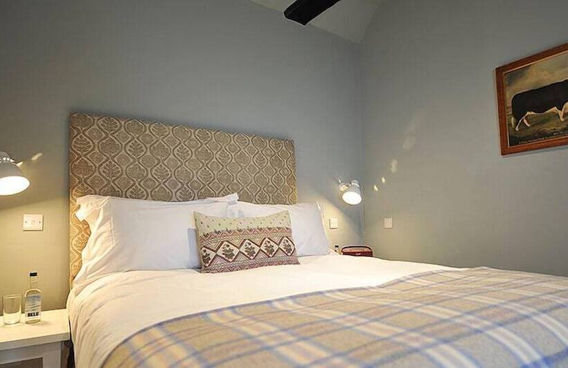 호텔 Bel And The Dragon Odiham