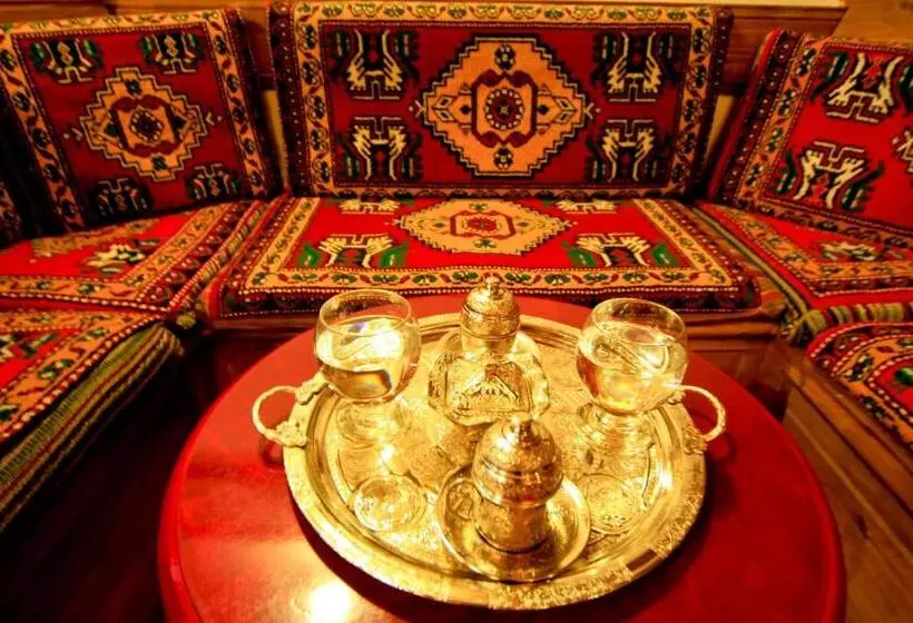 ホテル Cakiroglu Konak