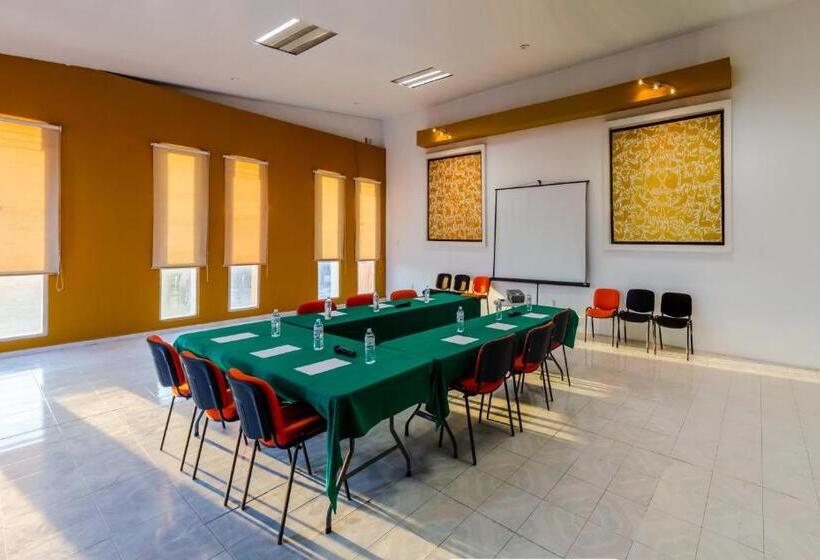 Отель Del Valle Inn