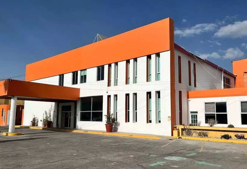 فندق Del Valle Inn