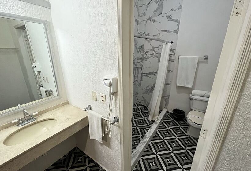 Отель Del Valle Inn