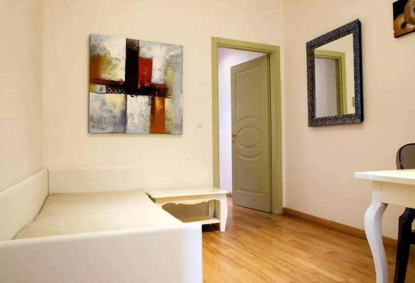 هتل Dolce Vita Suites Boutique