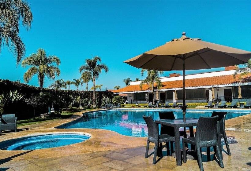 هتل Ecce Inn & Spa