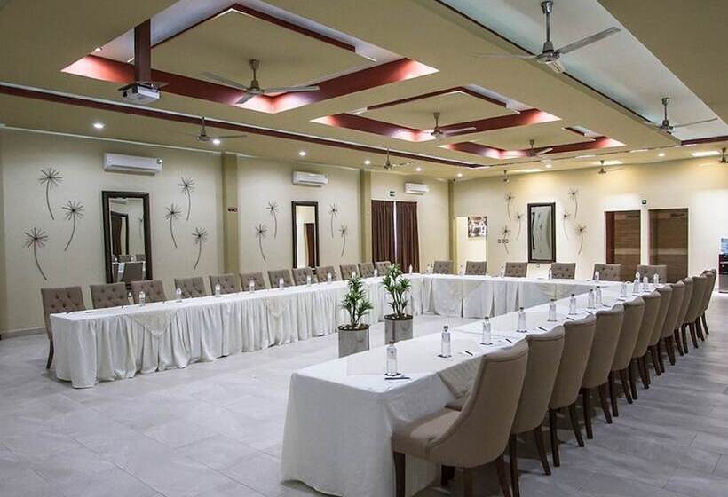 هتل Ecce Inn & Spa