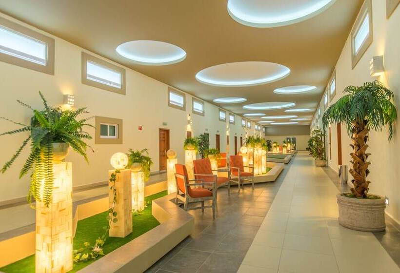 هتل Ecce Inn & Spa