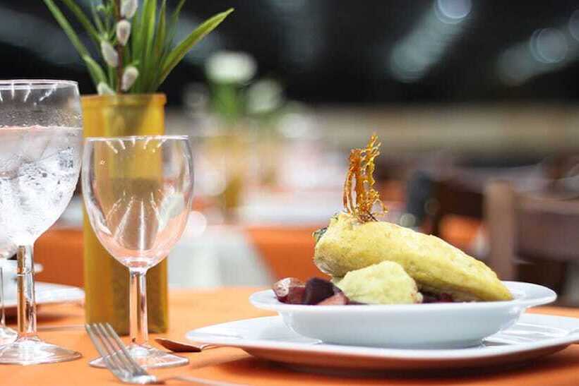 هتل Ecce Inn & Spa