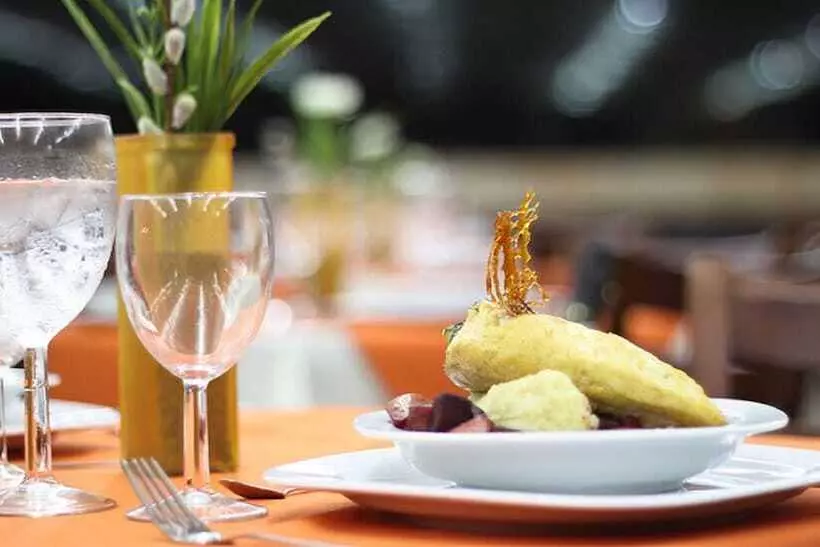 Hotelli Ecce Inn & Spa