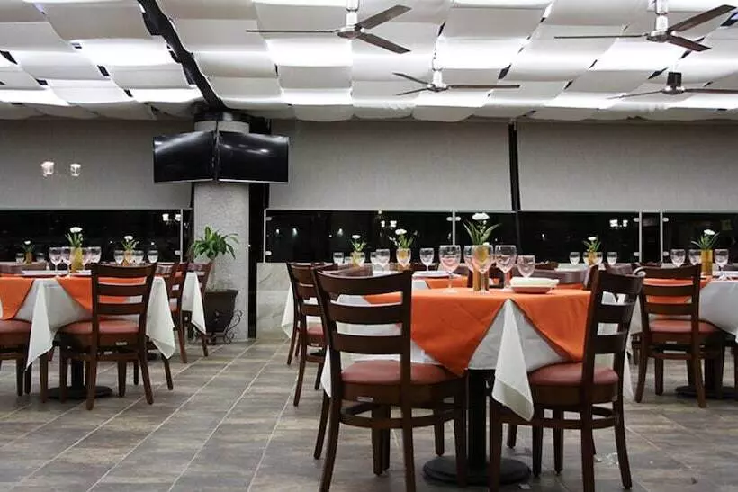 Hotelli Ecce Inn & Spa