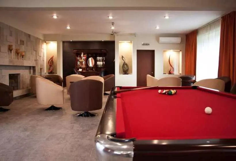 Hotelli Ecce Inn & Spa