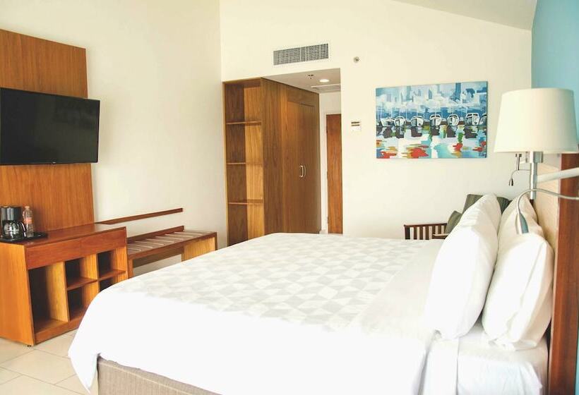 ホテル Holiday Inn Huatulco, An Ihg