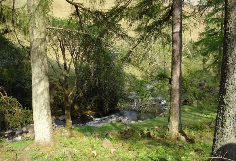 Отель Lutwidge Arms