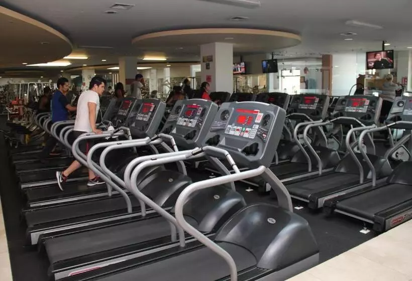 ホテル Real Zapopan