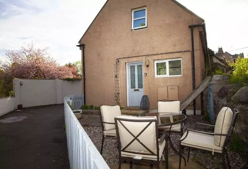 酒店 The Crown Guest House