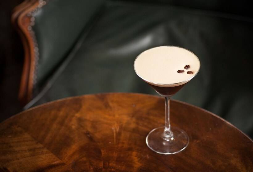 בית מלון כפרי The Crown Guest House