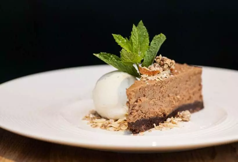 酒店 The Crown Guest House