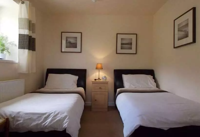 호텔 The Vobster Inn