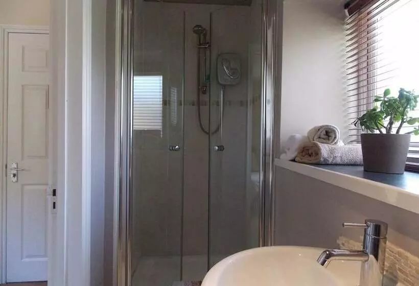 호텔 The Vobster Inn