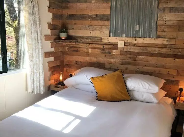 호텔 The Vobster Inn