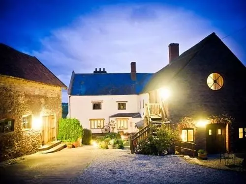 Huntstile Organic Farm