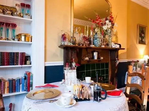 펜션 Ardleigh House