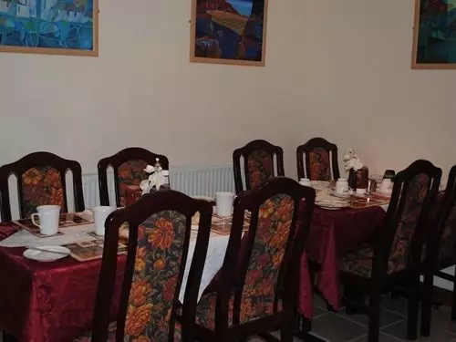 Пансион Central Guest House