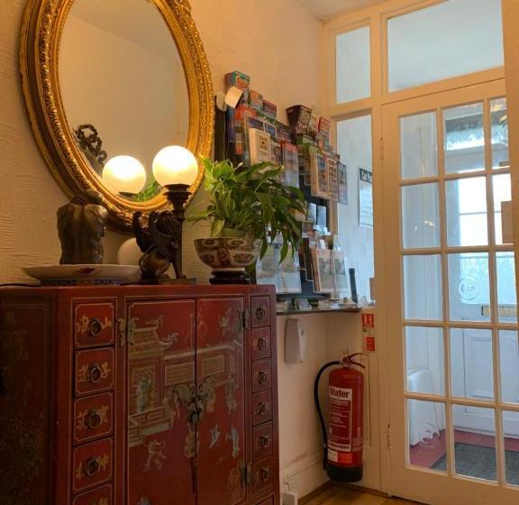 Pensão Dalehurst Guesthouse