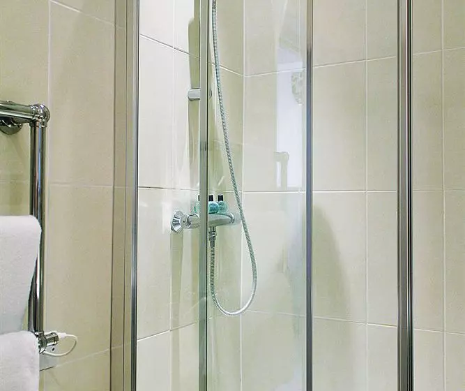 The Dashwood Hotel & Restaurant