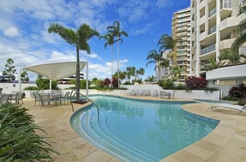 Waves Maroochy River