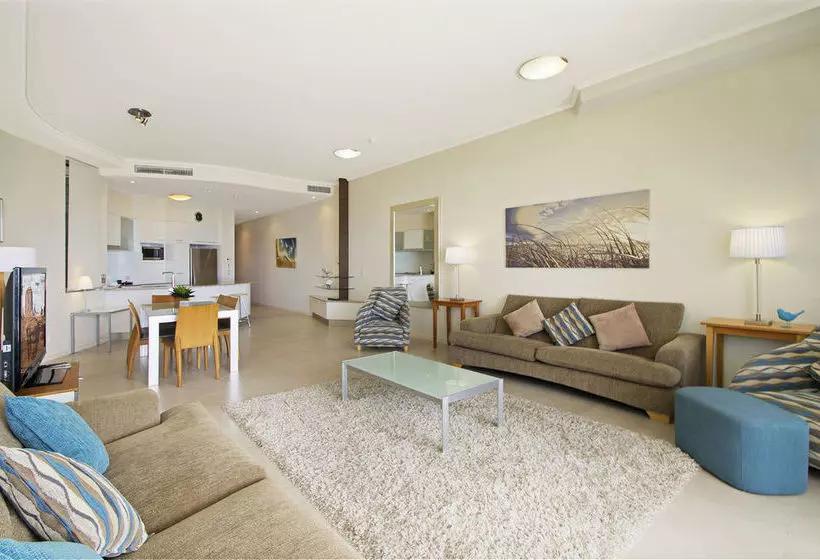 Waves Maroochy River