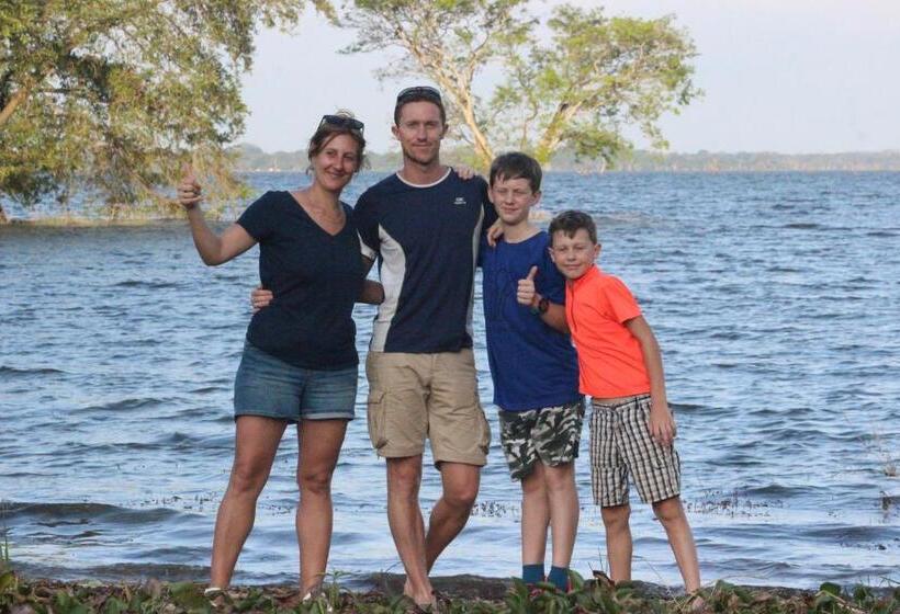 Miheen Hotel & Resort   Anuradhapura