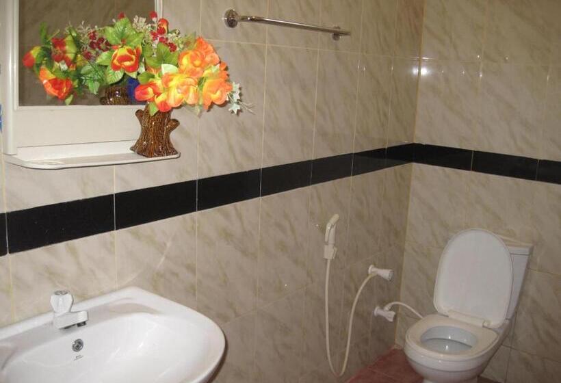 Miheen Hotel & Resort   Anuradhapura