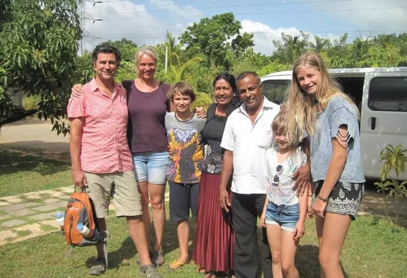 Miheen Hotel & Resort   Anuradhapura